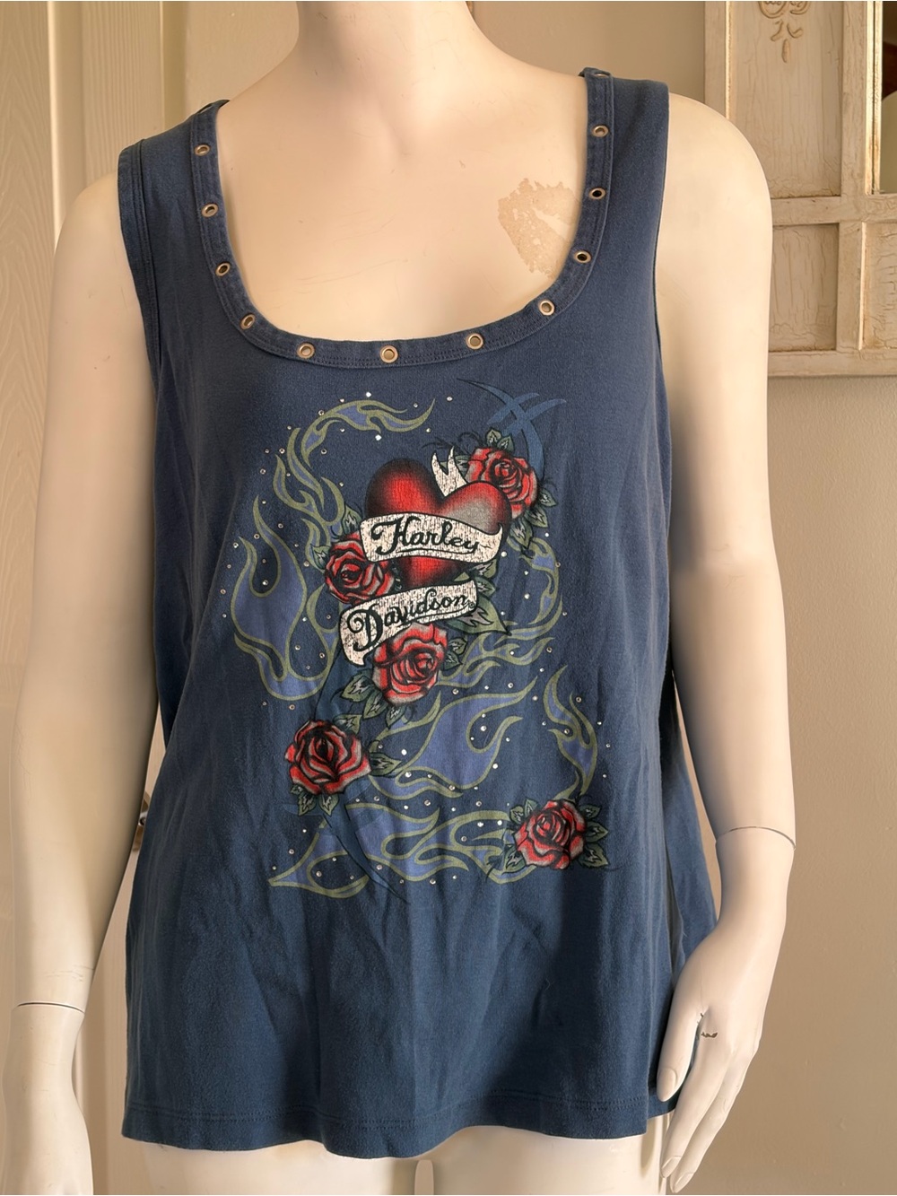 Vintage Y2K Harley-Davidson with Roses , Hearts and Bling Graphic Size 2XL
